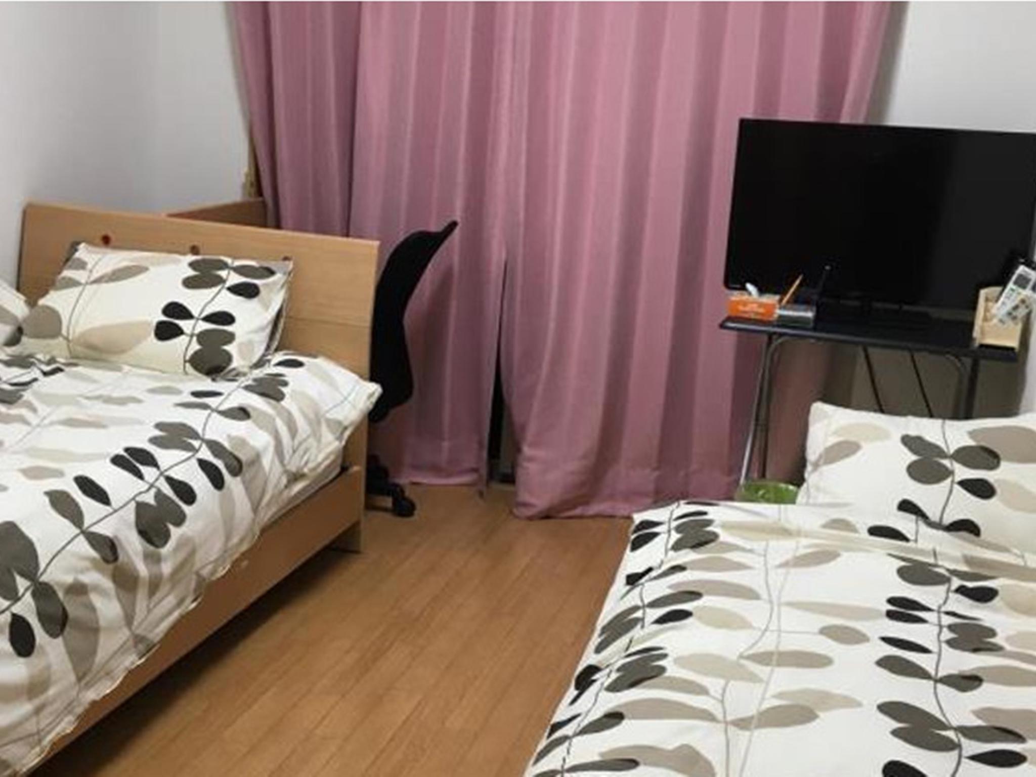 Room, Twin Beds