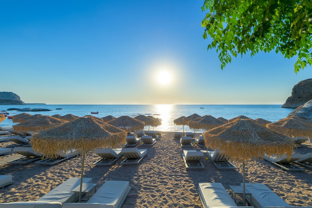 Porto Angeli Beach Resort 74/76