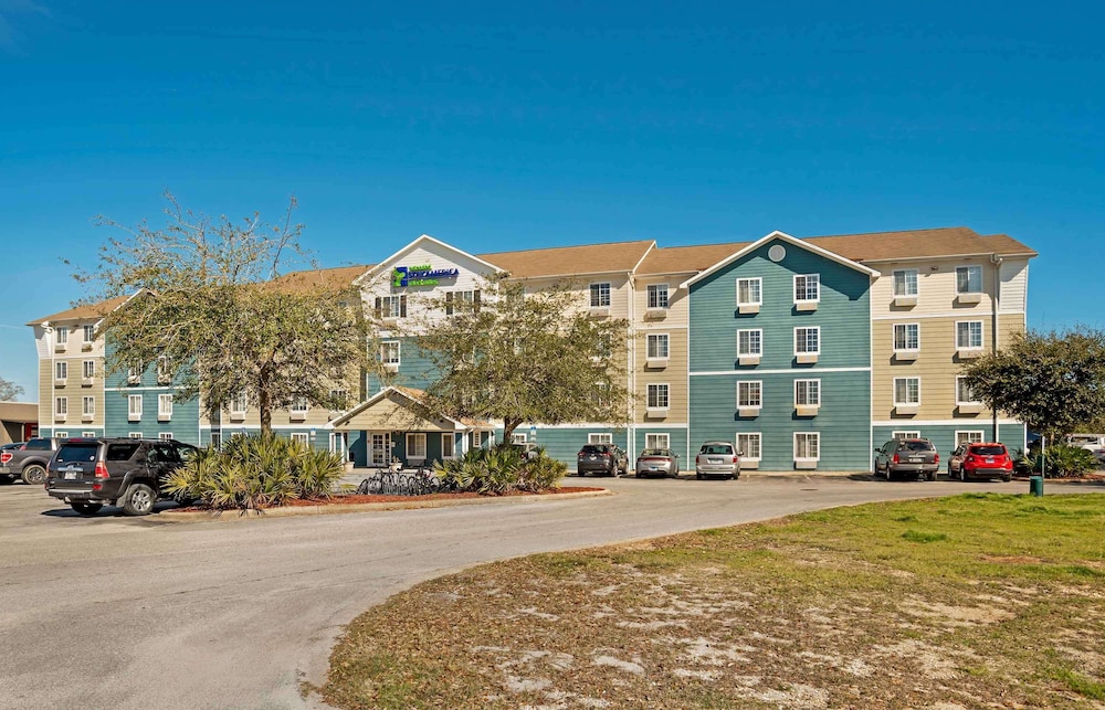 Extended Stay America Select Suites Fort Walton Beach 37/50