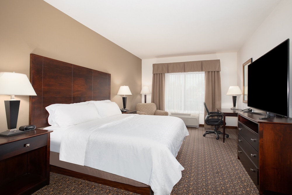 Holiday Inn Express Hotel And Suites Lander 12/50