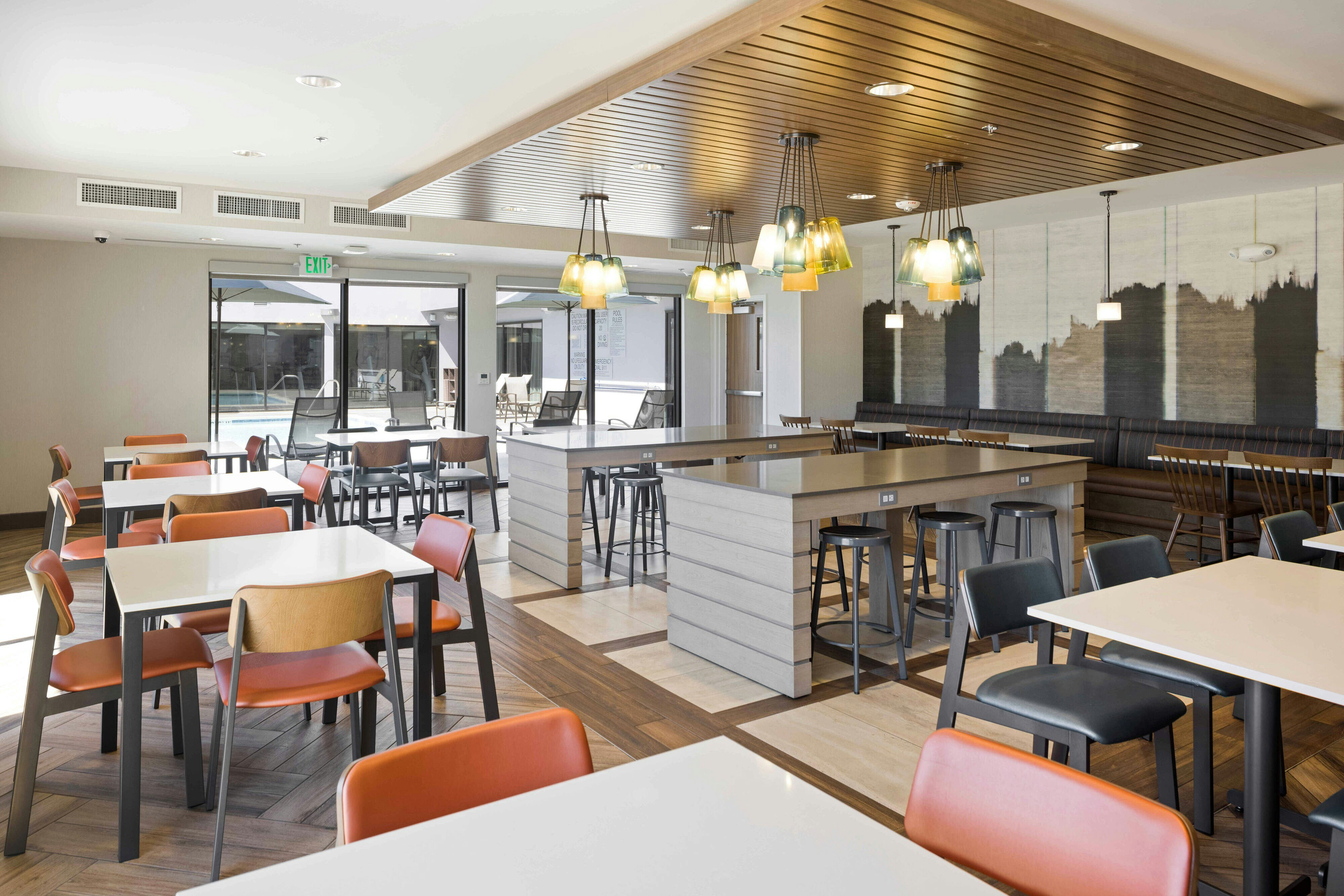 Fairfield Inn & Suites by Marriott San Diego Pacific Beach 14/18