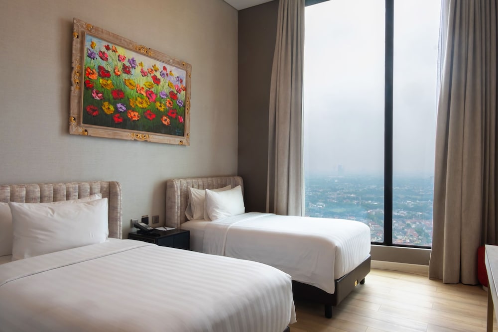 Trembesi Hotel BSD 12/50