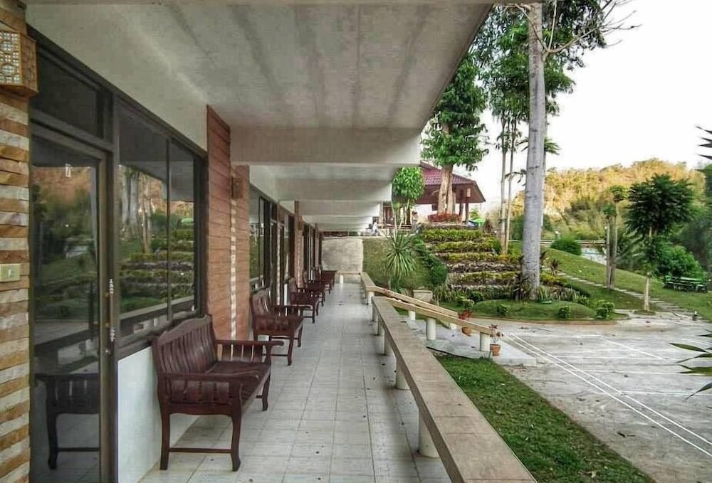 PECHMANEEKAN BEACH RESORT 14/71