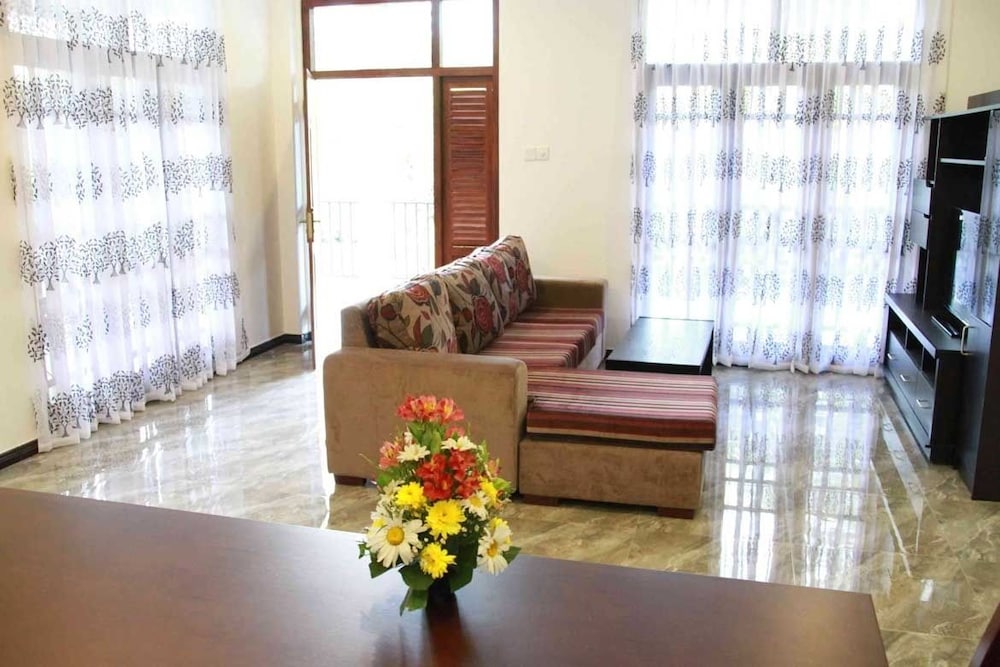 Coral Palm Villa And Apartment 28/50