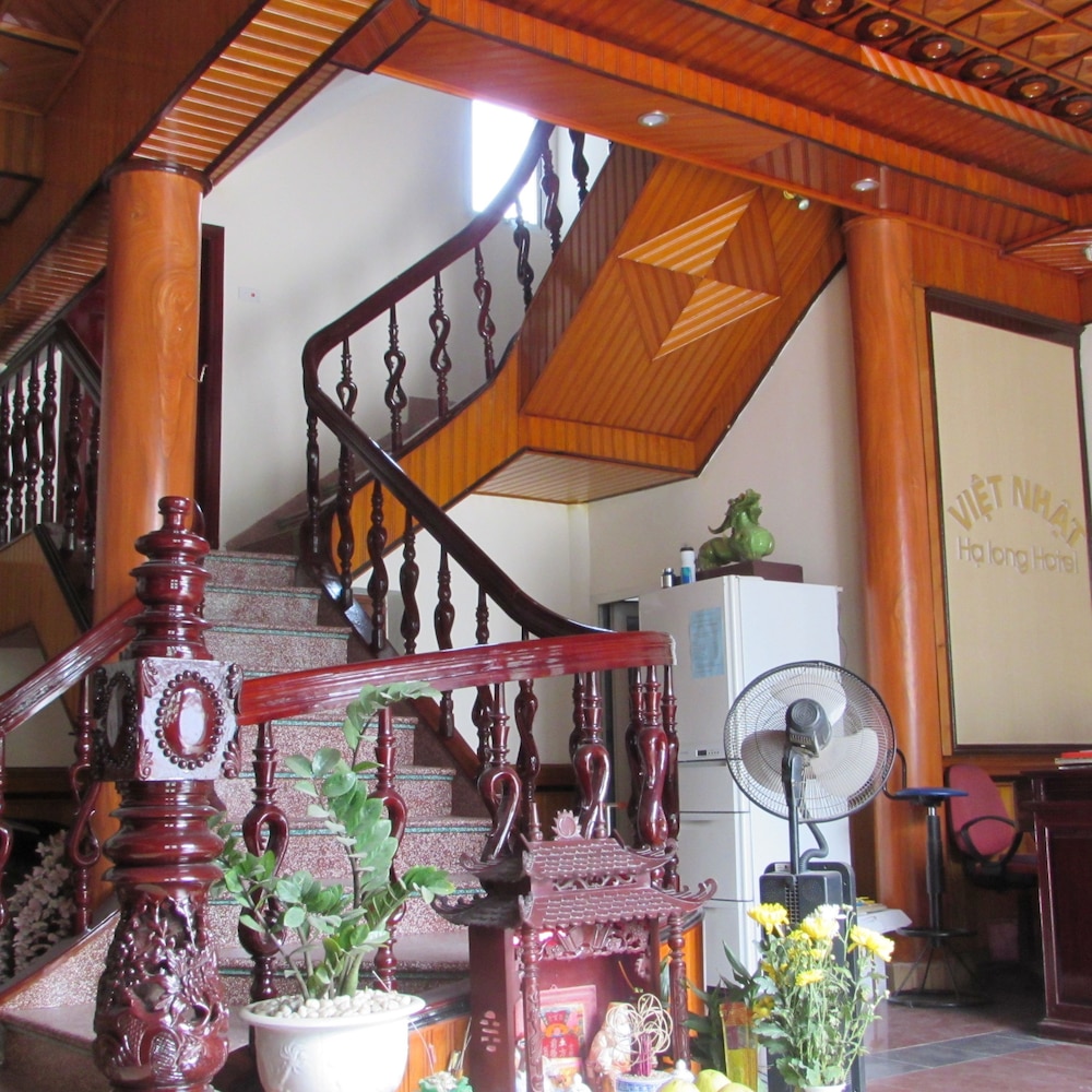 Viet Nhat Halong Hotel 46/61