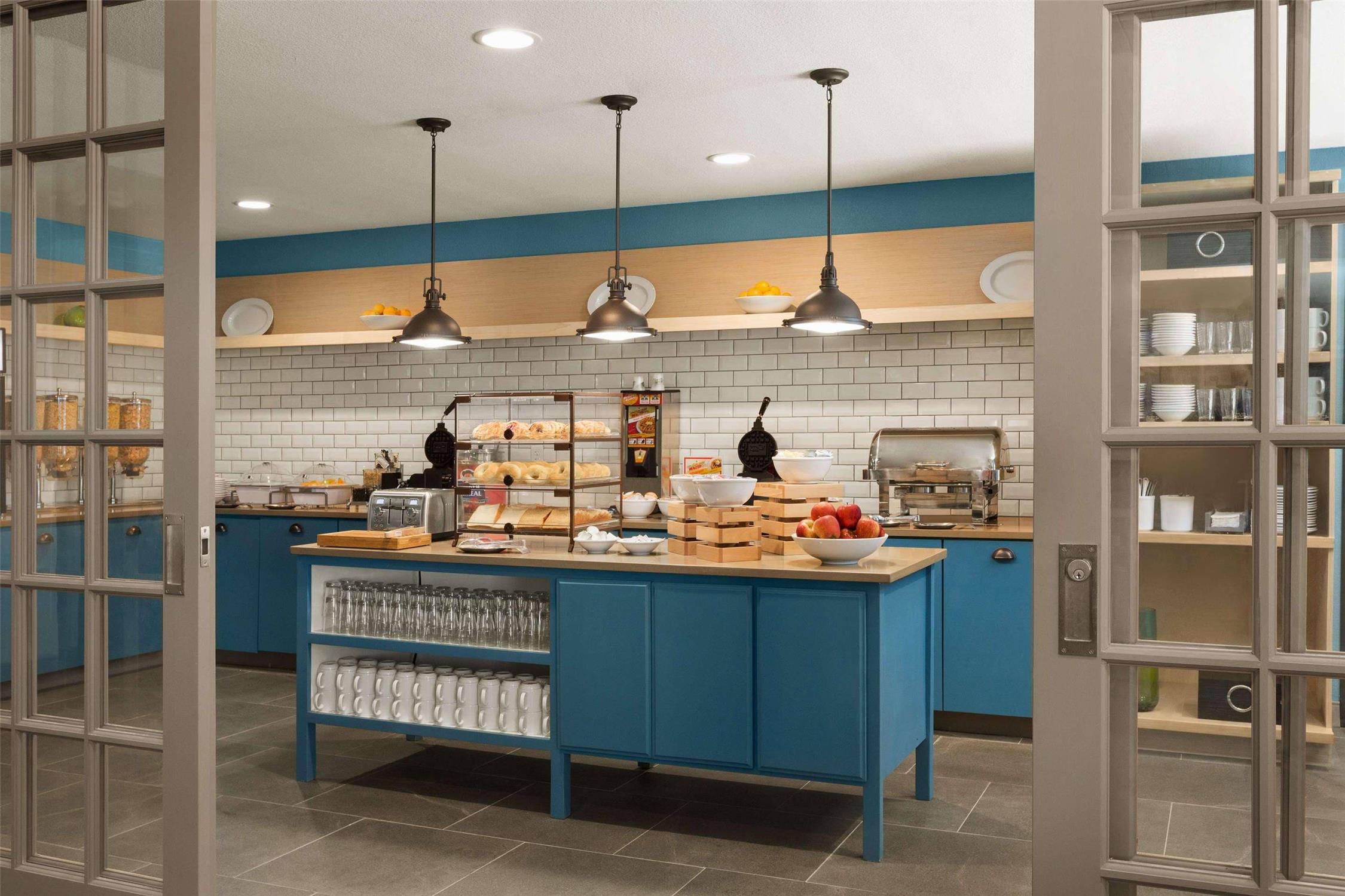Country Inn & Suites by Radisson, New Braunfels, TX 20/27
