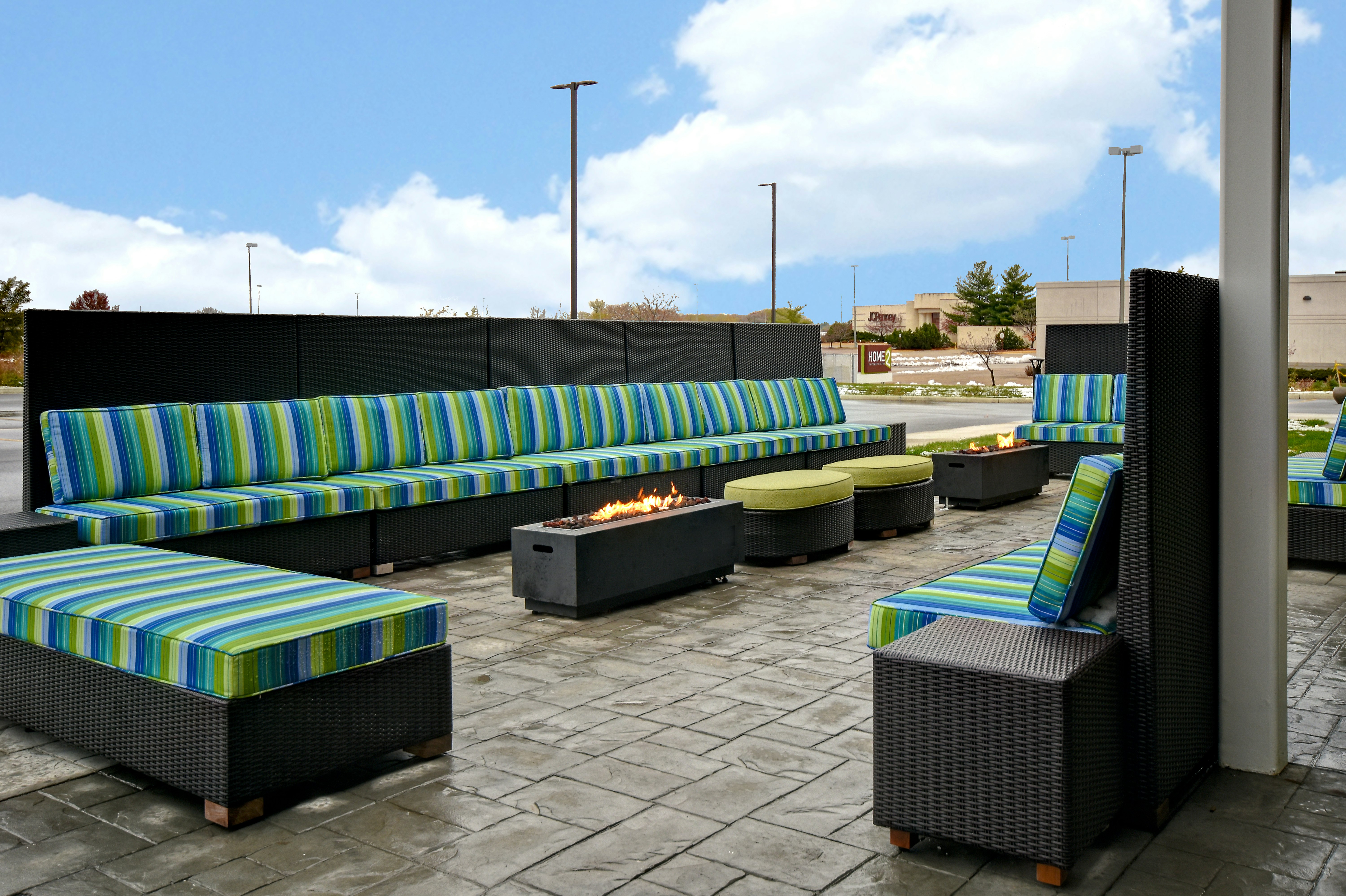 Home2 Suites by Hilton Eau Claire South 53/56