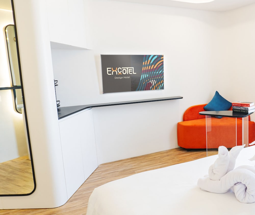 EXCOTEL Design Hotel Surabaya 31/57