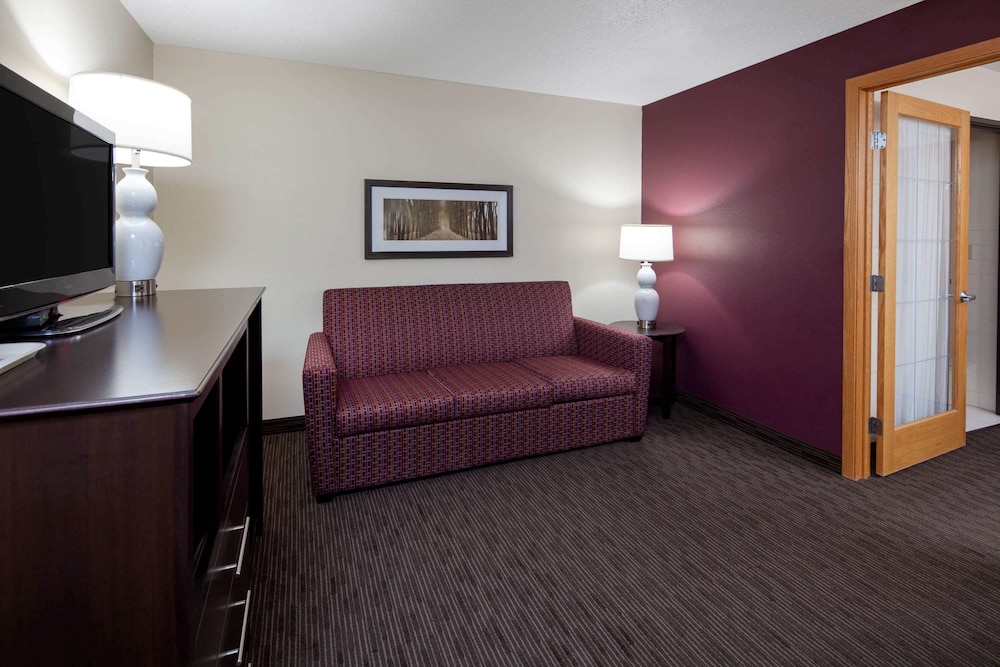 Americinn By Wyndham Northfield 25/42