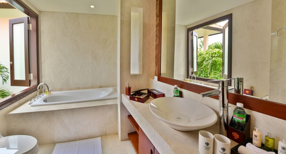 Furama Villas Da Nang 74/75