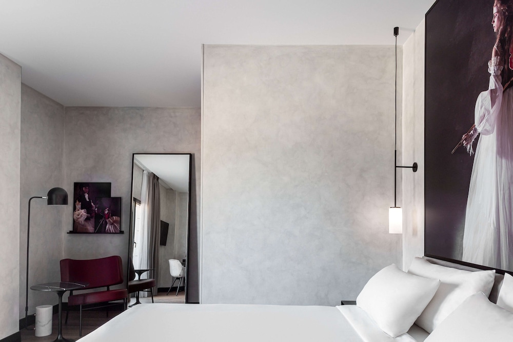 Radisson RED Madrid (ex. Paseo del Arte) 29/70