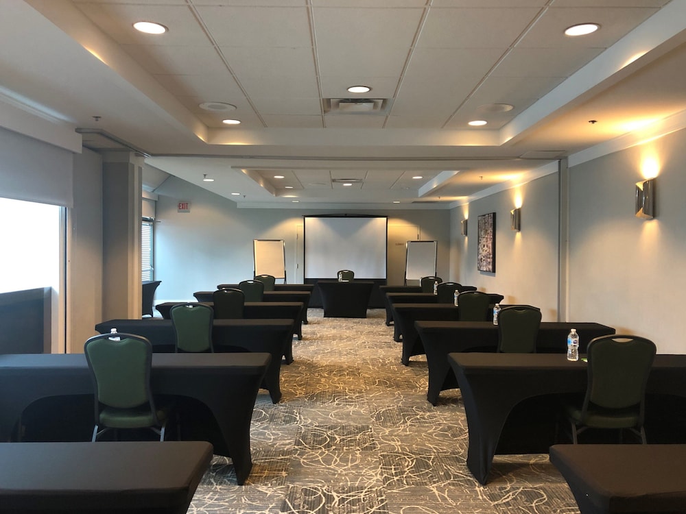 Holiday Inn Vancouver Airport Richmond 59/74