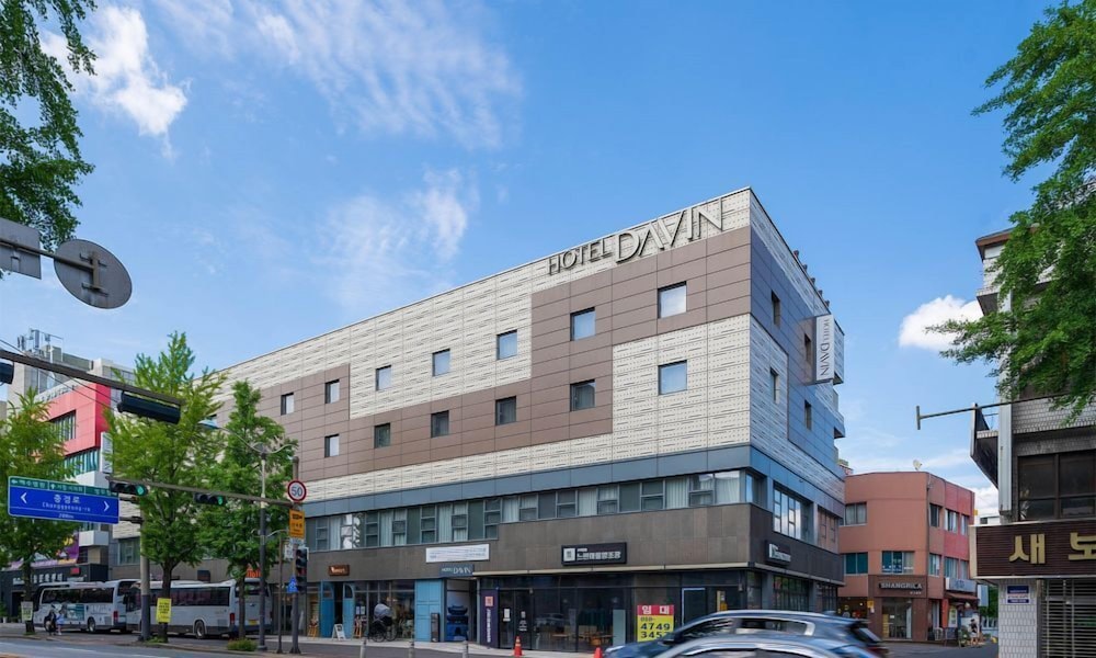Hotel Davin 3/56