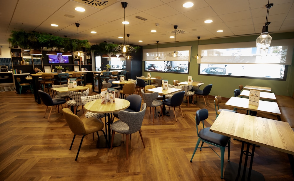 Travelodge Madrid Metropolitano 49/63
