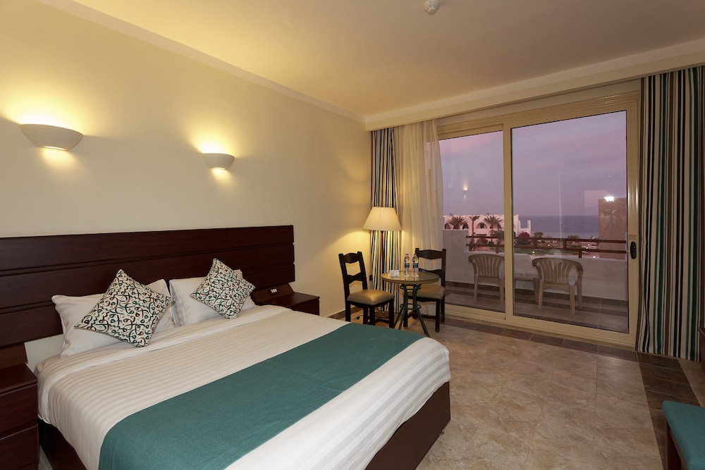 The Three Corners Equinox Beach Resort 16/73