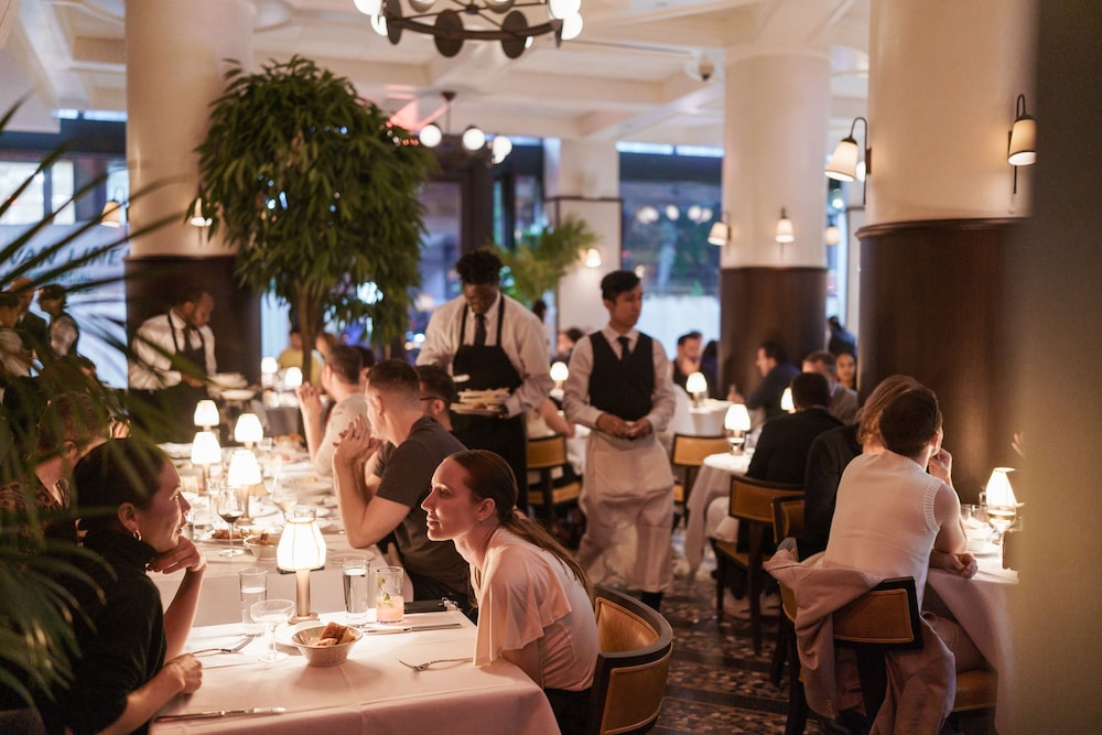THE NOMAD HOTEL 27/33