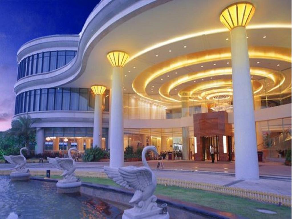 Golden Shining New Century Grand Hotel Beihai 7/49