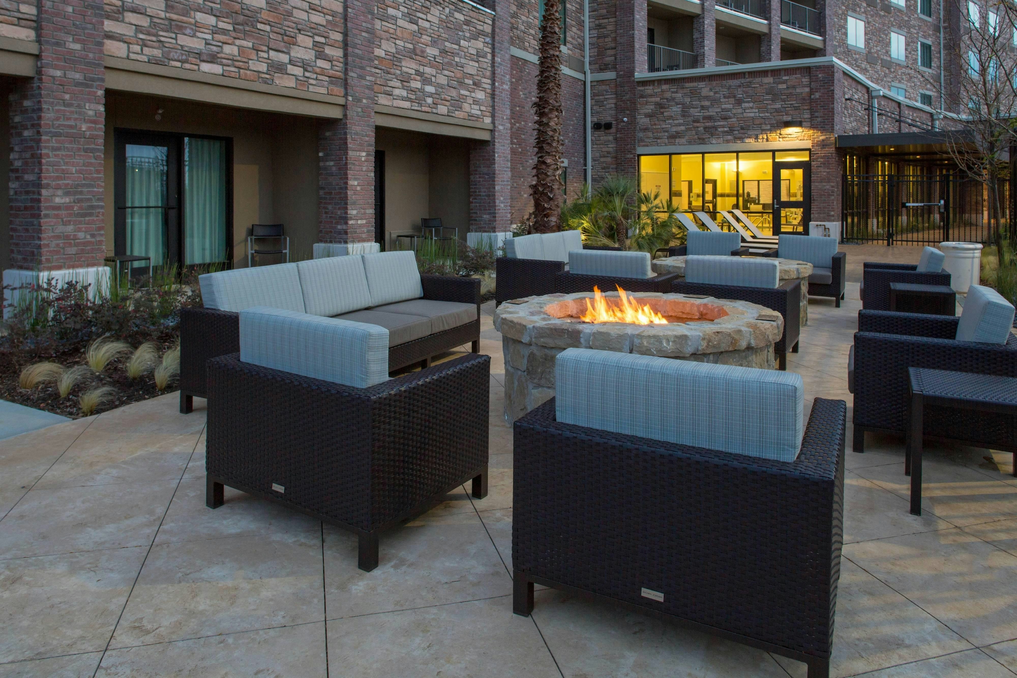 Courtyard Dallas Flower Mound 24/53