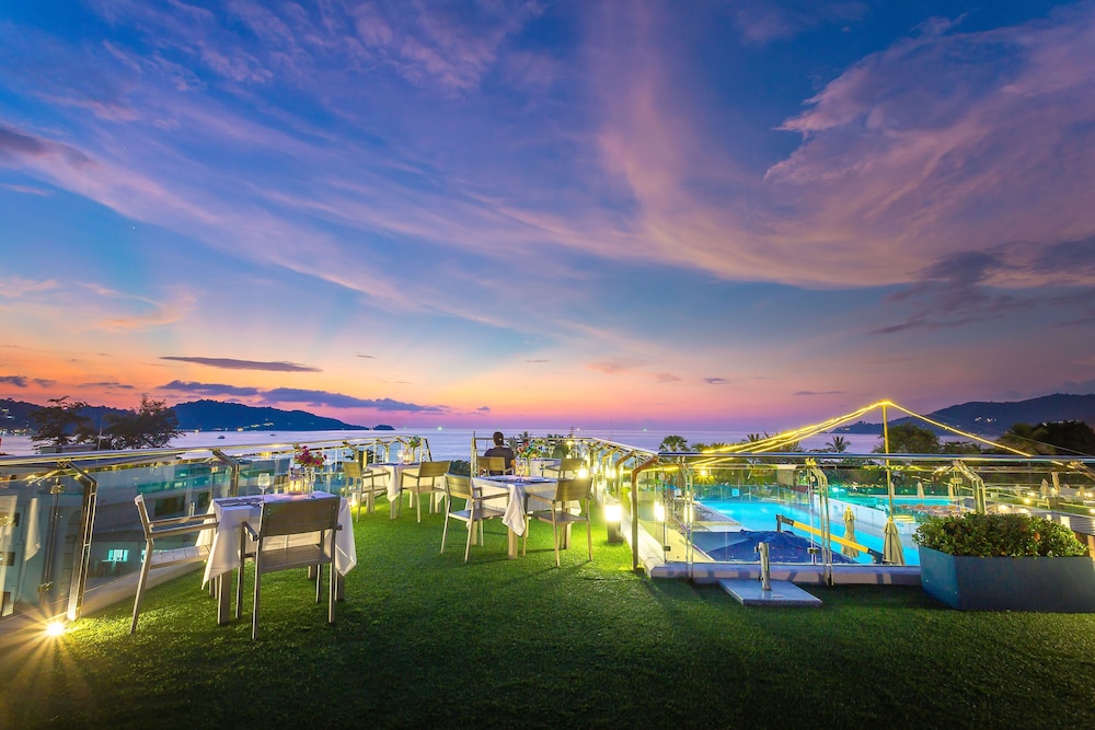 Hotel Clover Patong Phuket 70/75