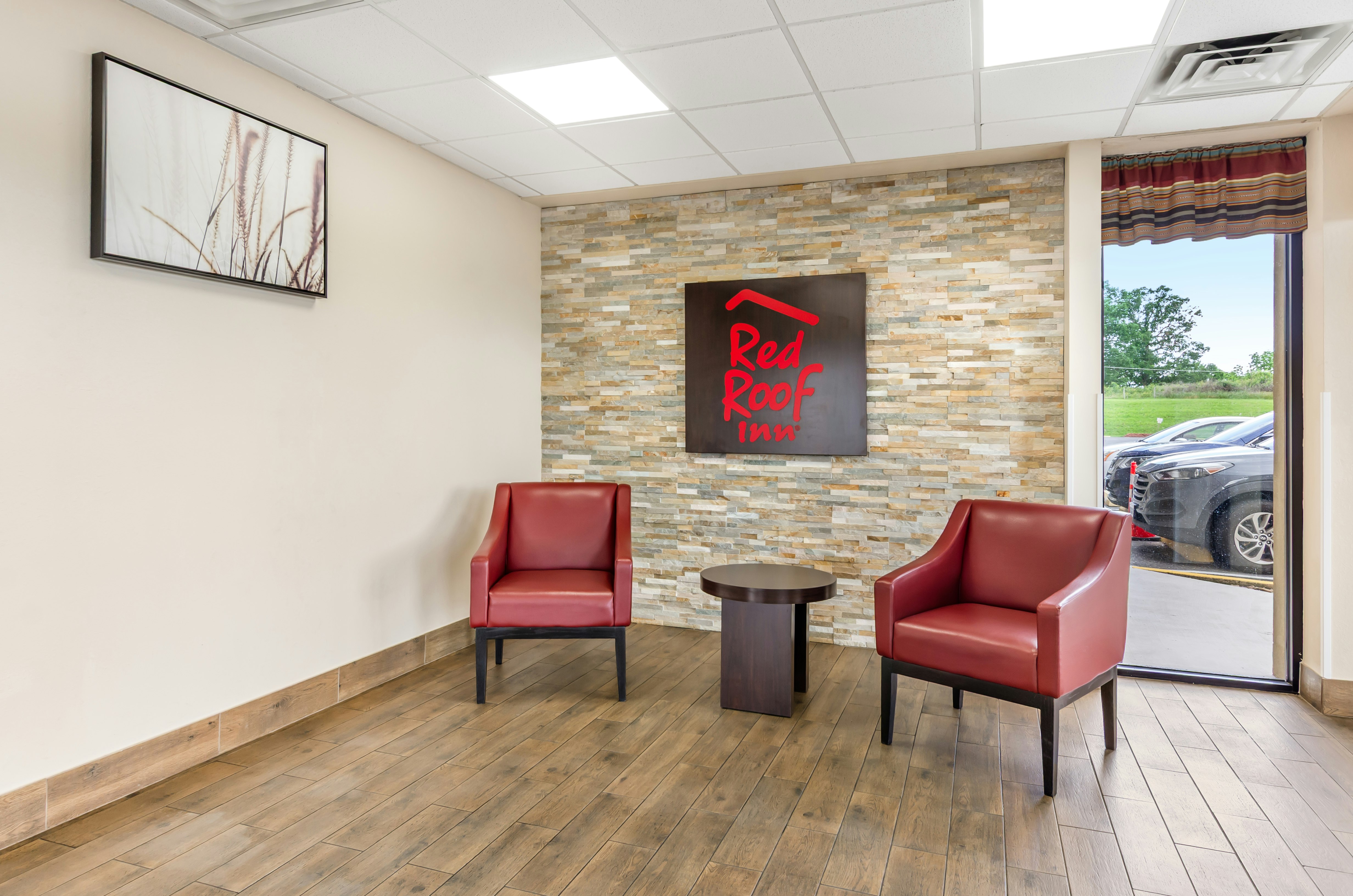 Red Roof Inn Staunton 7/19