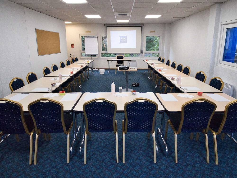 Ibis Budget Blois Centre 48/61