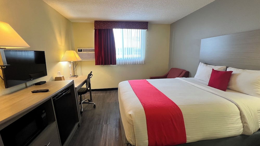 Oyo Hotel Downtown Castle Rock 13/37