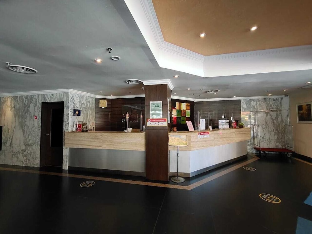 Hotel Capital 2/51