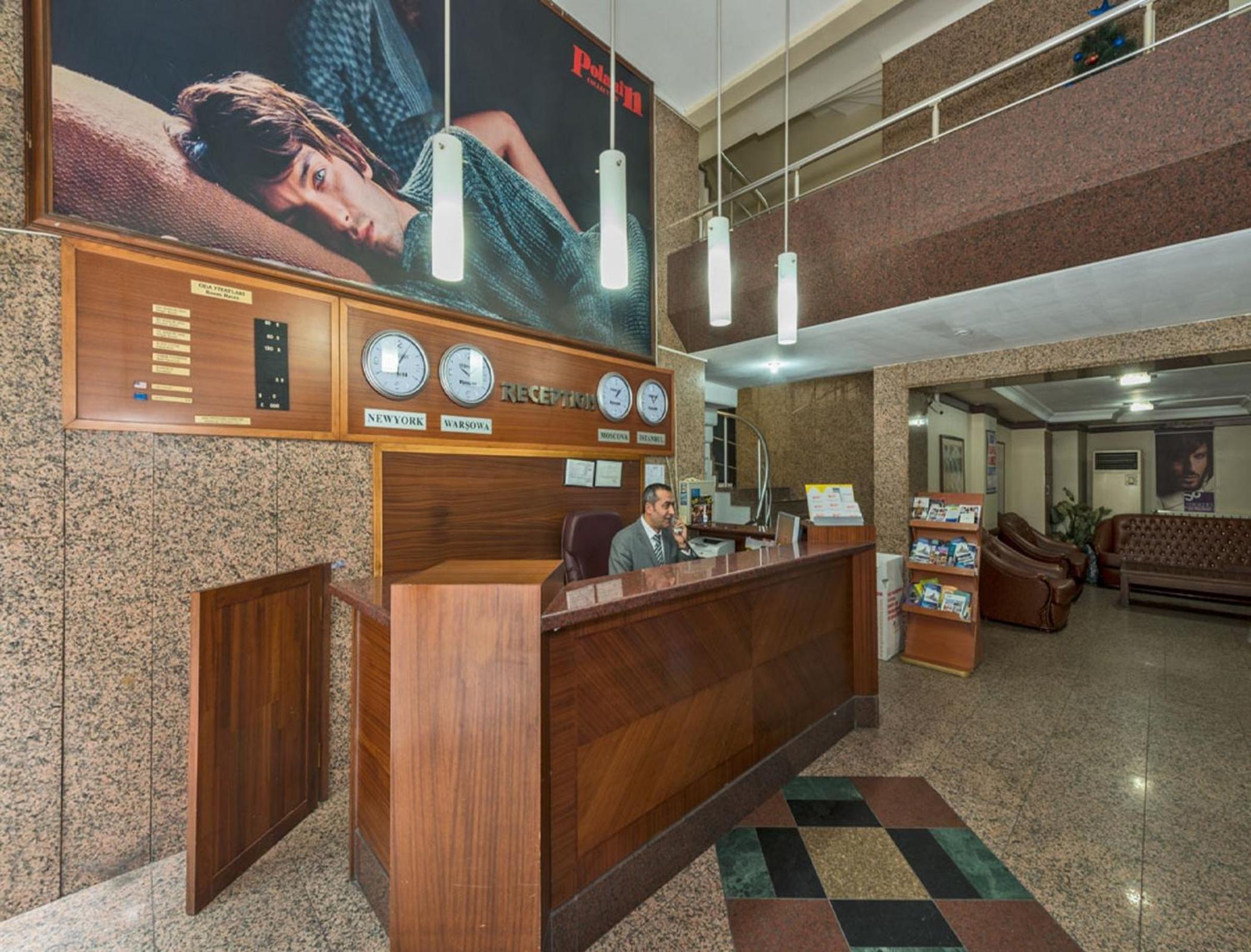 Metro Otel 2/28
