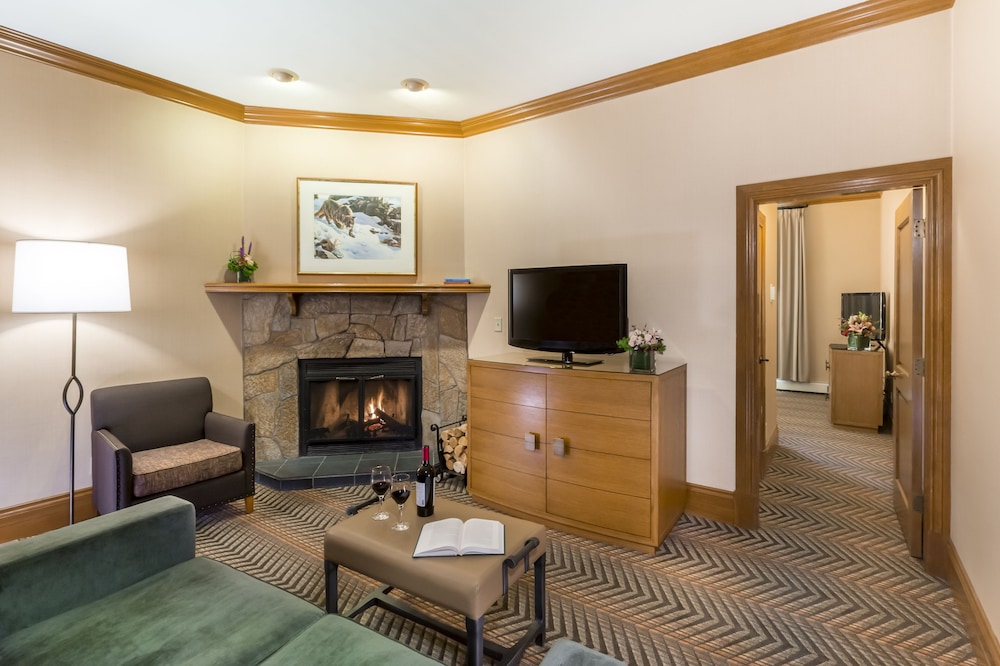Fairmont Jasper Park Lodge 67/79
