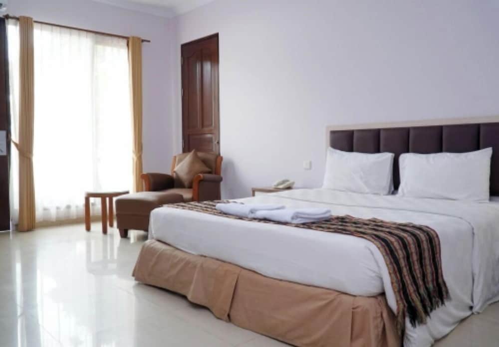 Town House Bukit Damai Indah Hotel and Residence 16/49
