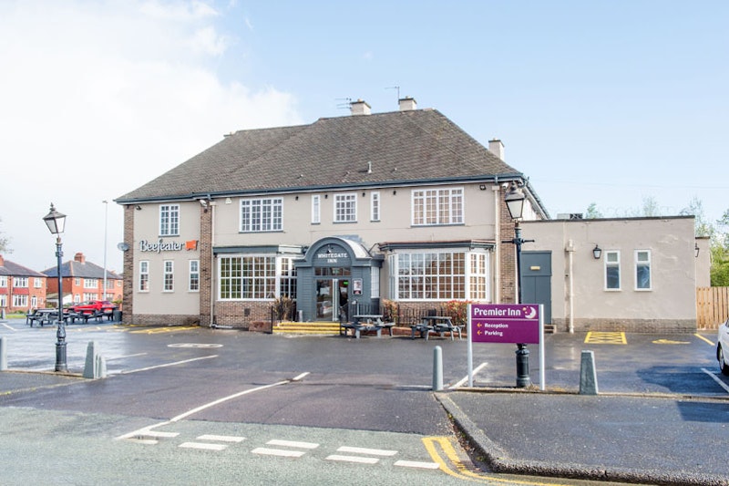 Premier Inn Oldham (Broadway) 14/17