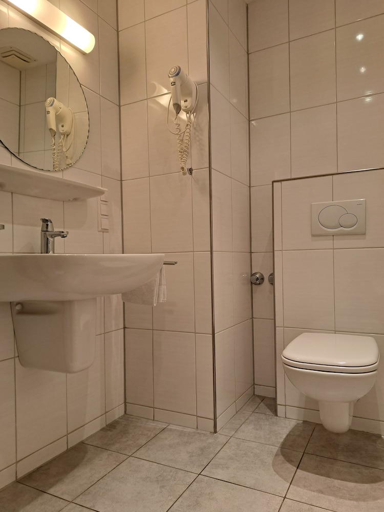 Union Hotel Offenburg 26/28