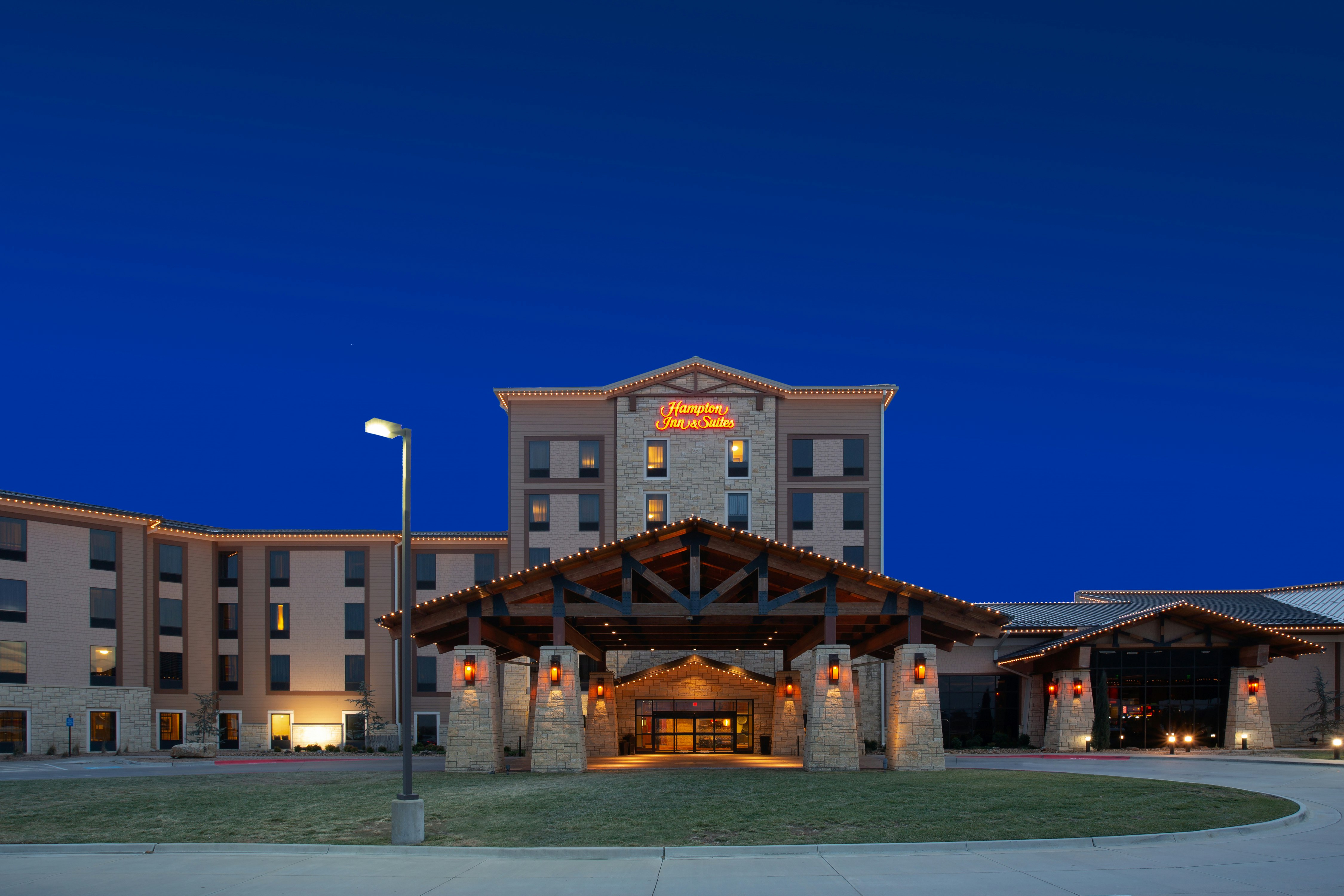 Hampton Inn & Suites I-35/ Mulvane 4/51