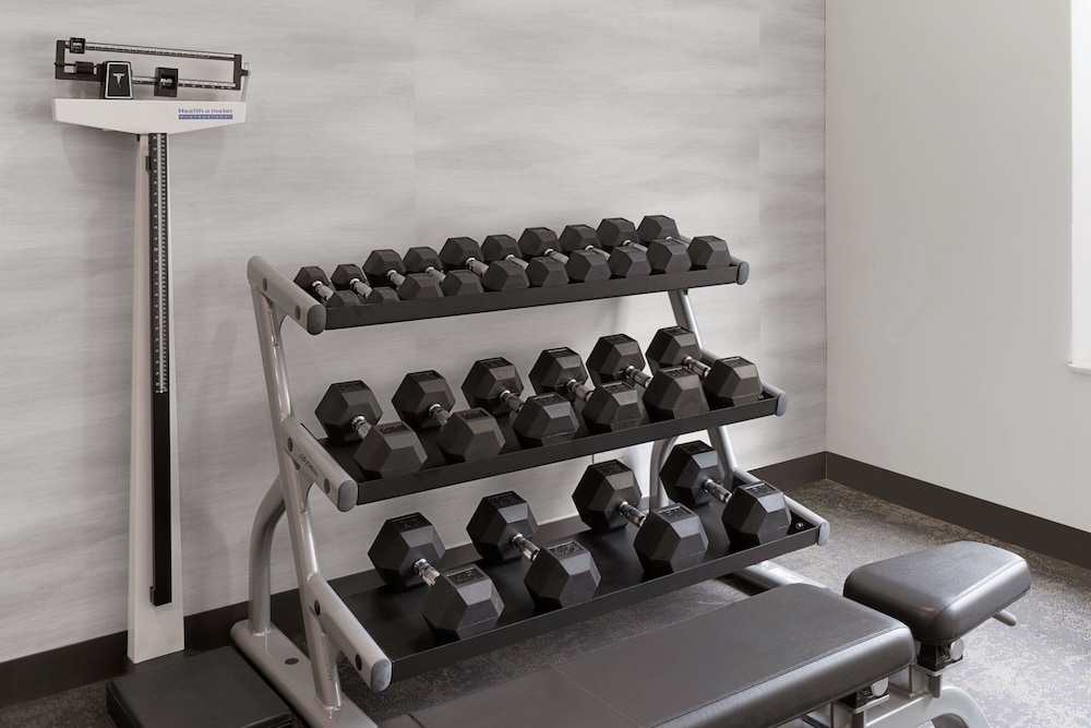Fairfield Inn Suites By Marriott Chicago Naperville Aurora 28/50