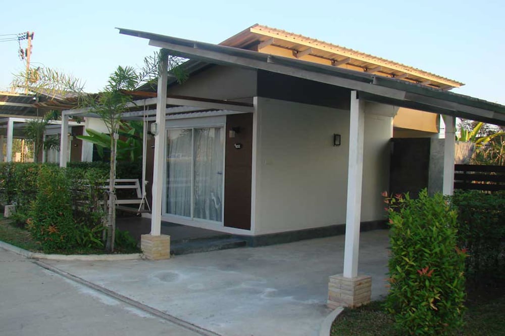 Baan Kula Roi Et 2/25