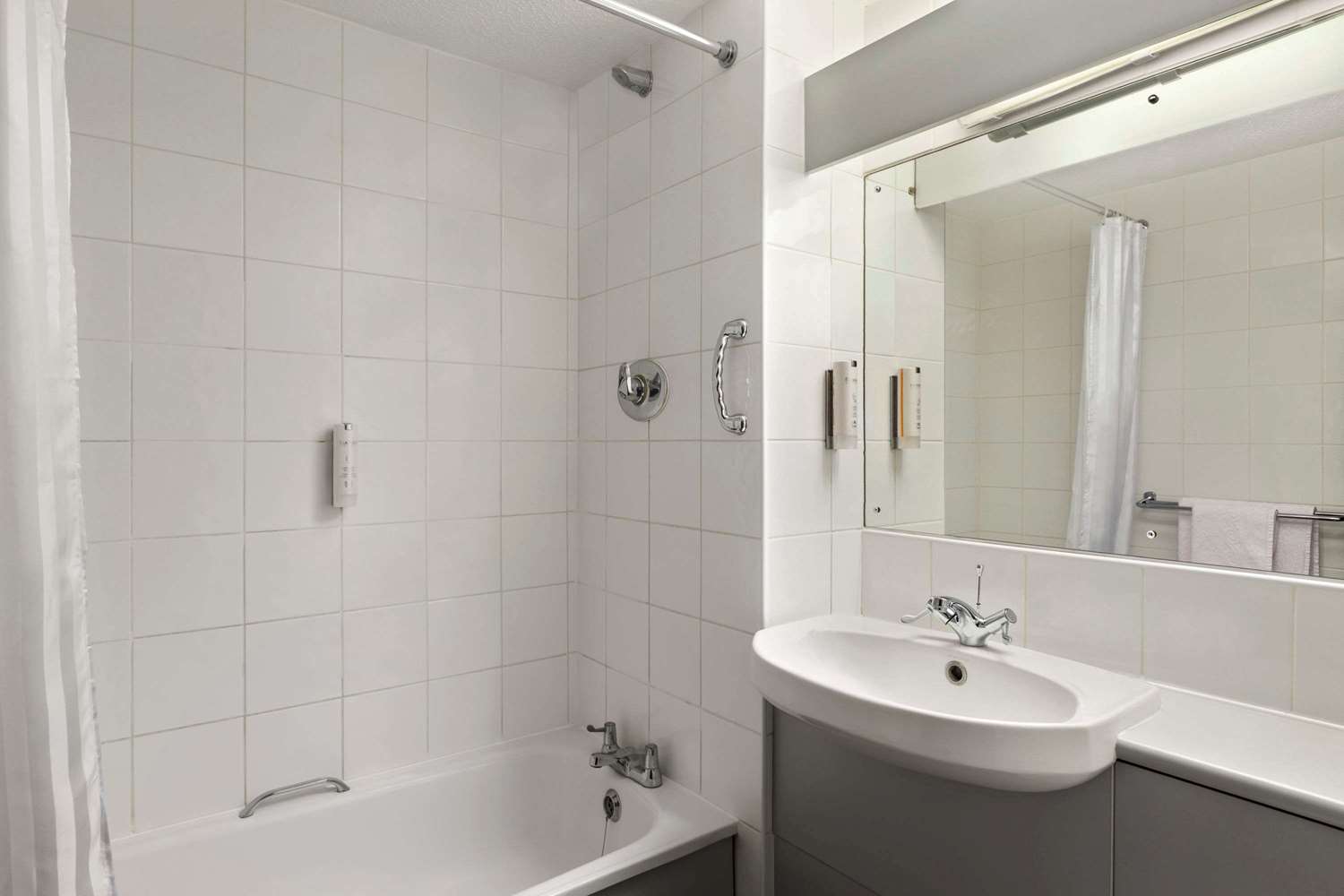 Ramada by Wyndham South Mimms M25 18/20