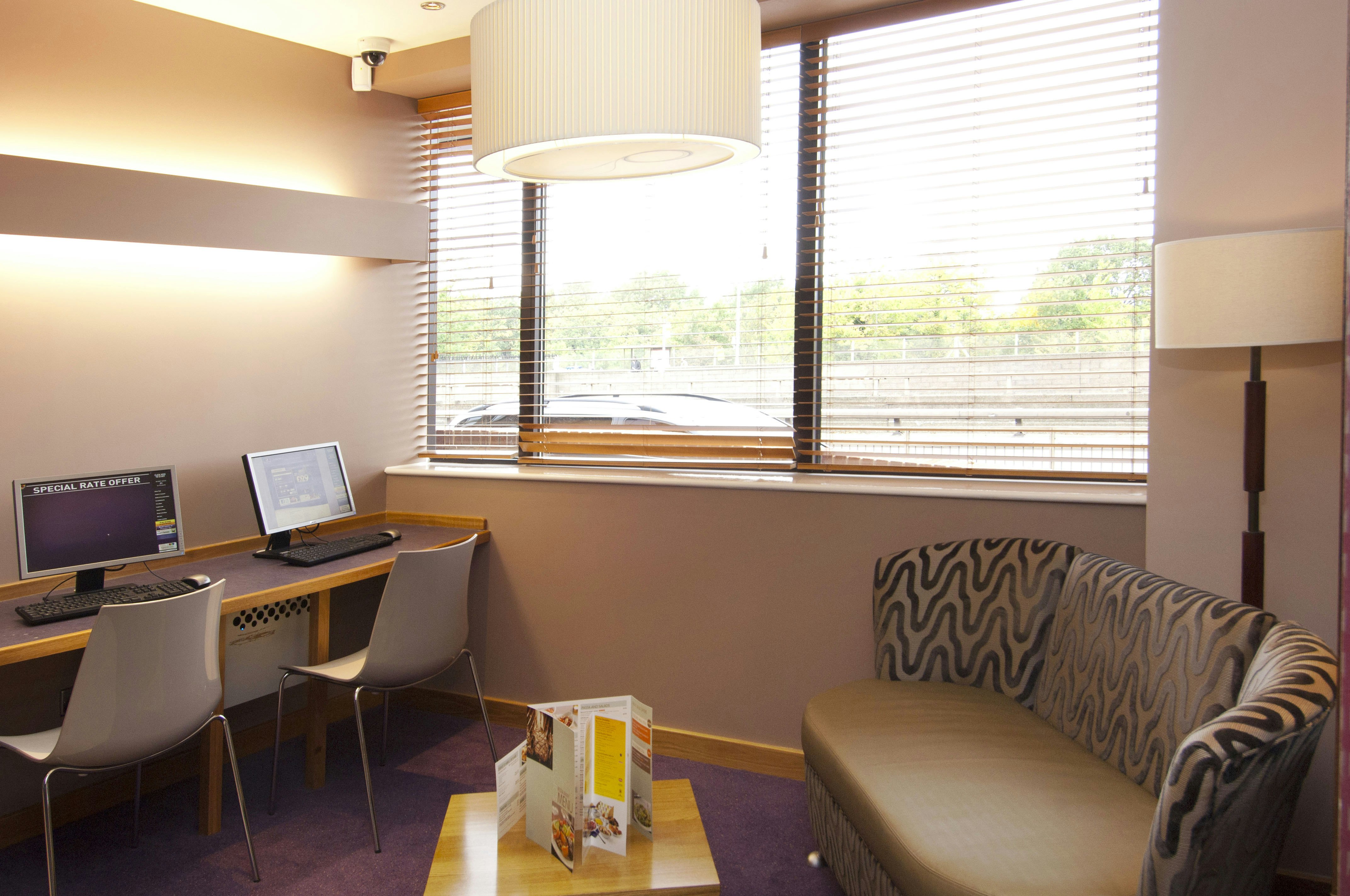 Premier Inn London Hanger Lane 22/34