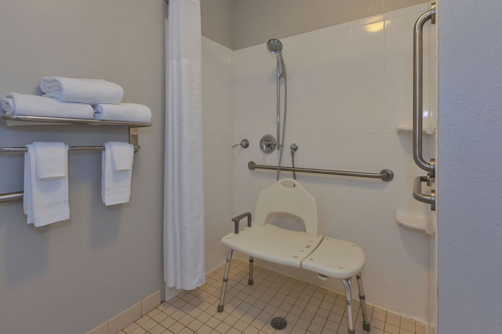 Towneplace Suites Nashville Airport 14/38
