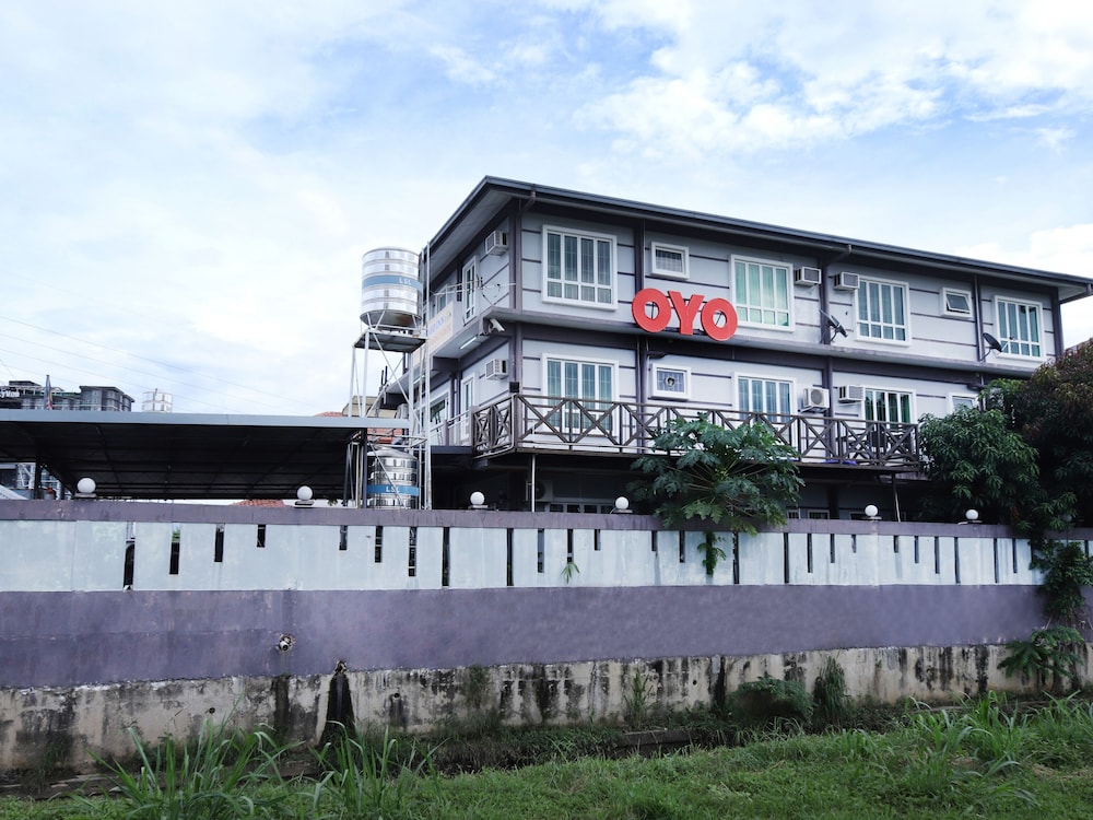 Borneo Inn 1/19