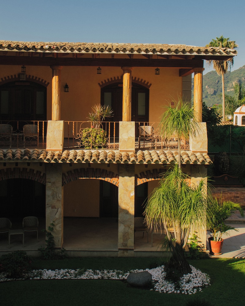 La Buena Vibra Wellness Resort and Spa 1/50