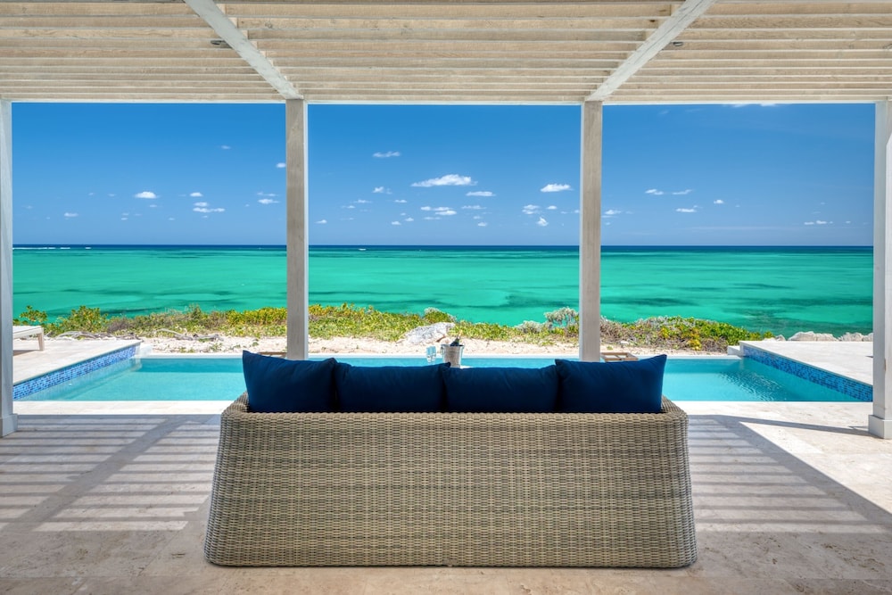 SAILROCK RESORT 50/80