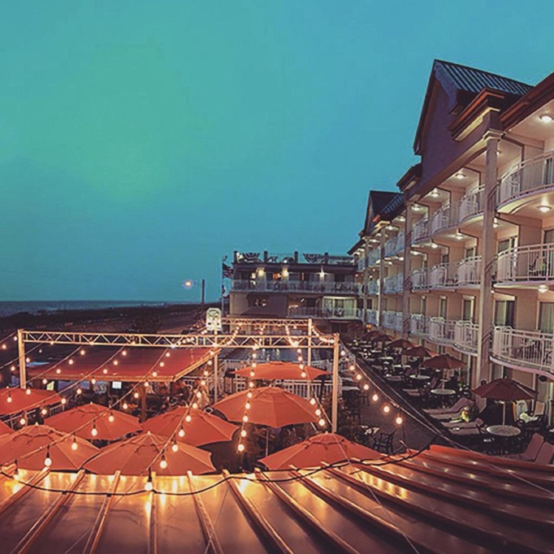 The Montreal Beach Resort 5/50