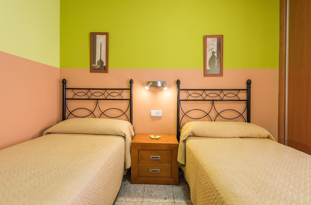 Hostal Arkanta 9/25