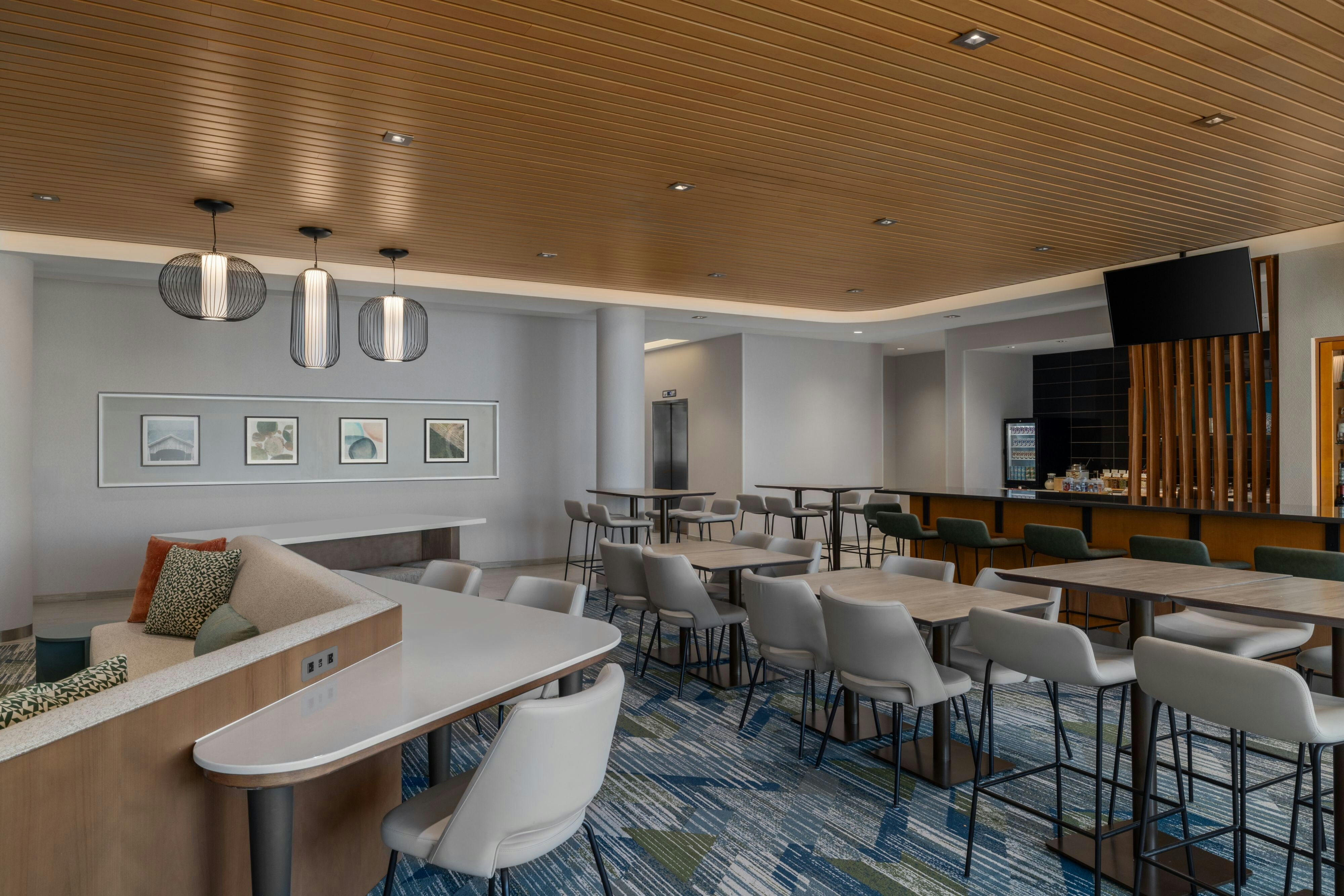 Springhill Suites Allentown Bethlehem Center Valley 24/34