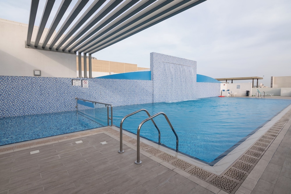 Central Inn Hotel & Suites Al Sadd 27/45