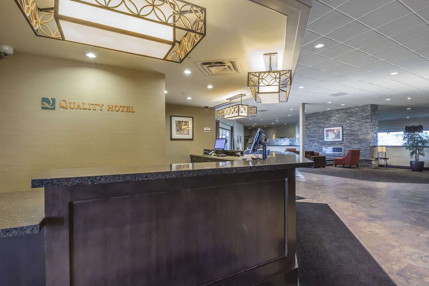 Quality Hotel & Conference Centre Fort McMurray 2/41
