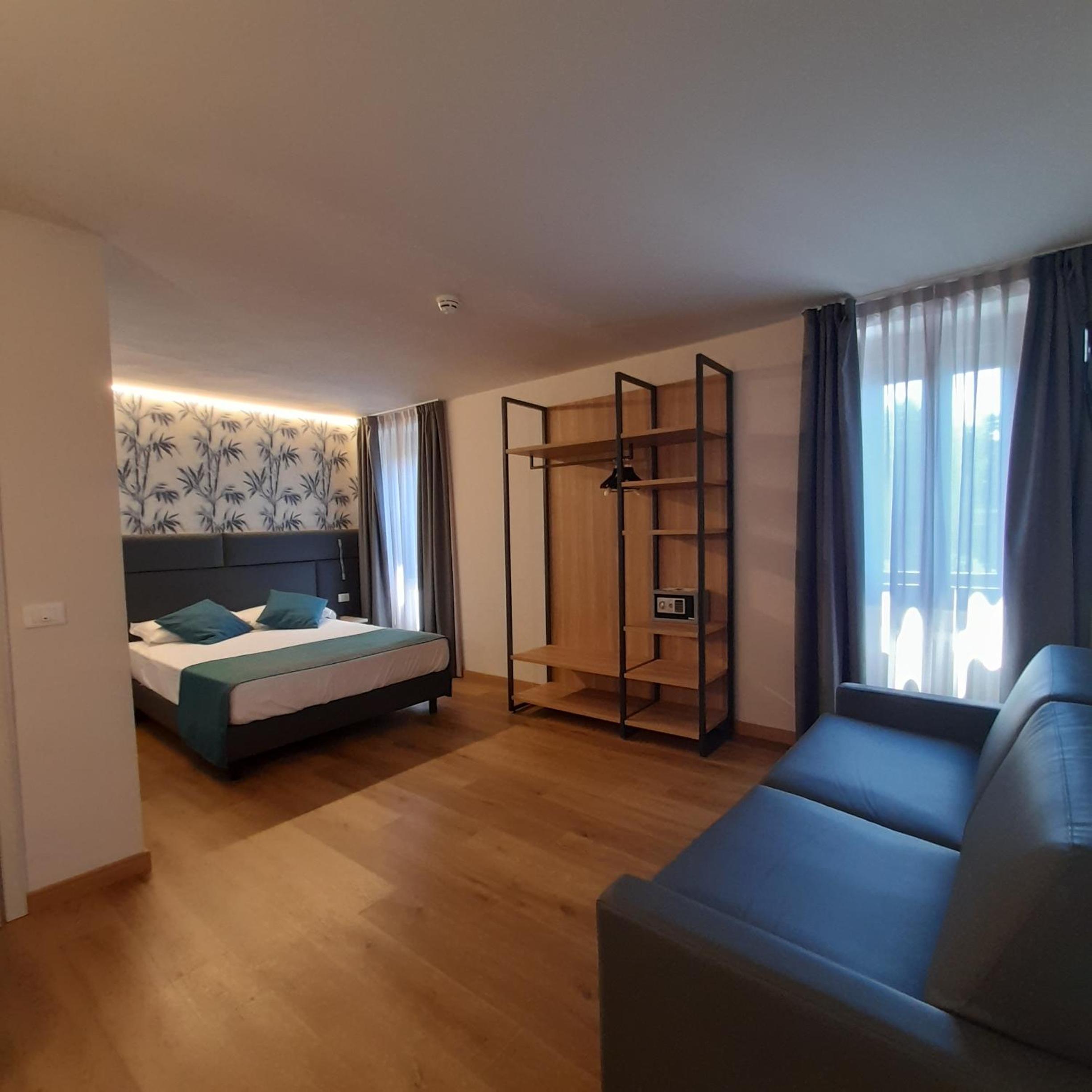 Junior Suite, Lake View