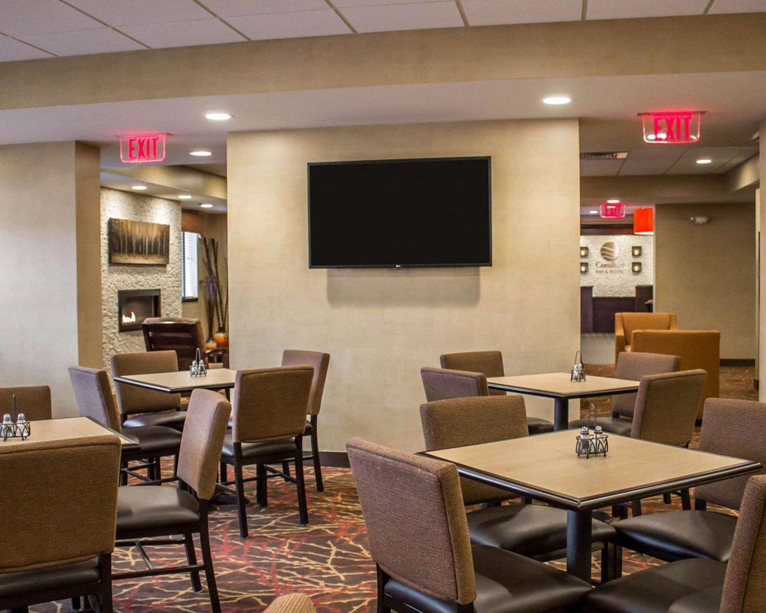 Comfort Inn & Suites Wadsworth OH 12/14