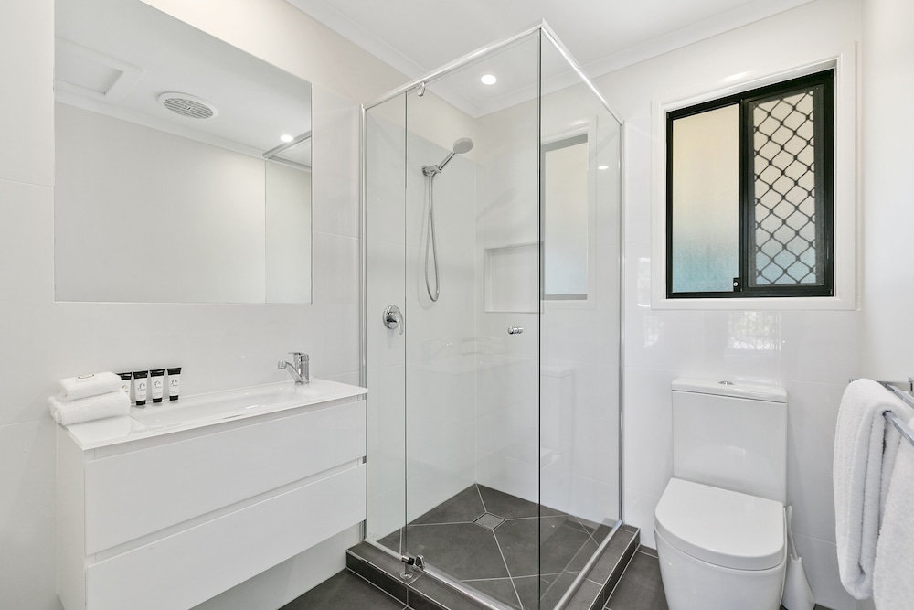 Noosa Lakes Resort 47/50