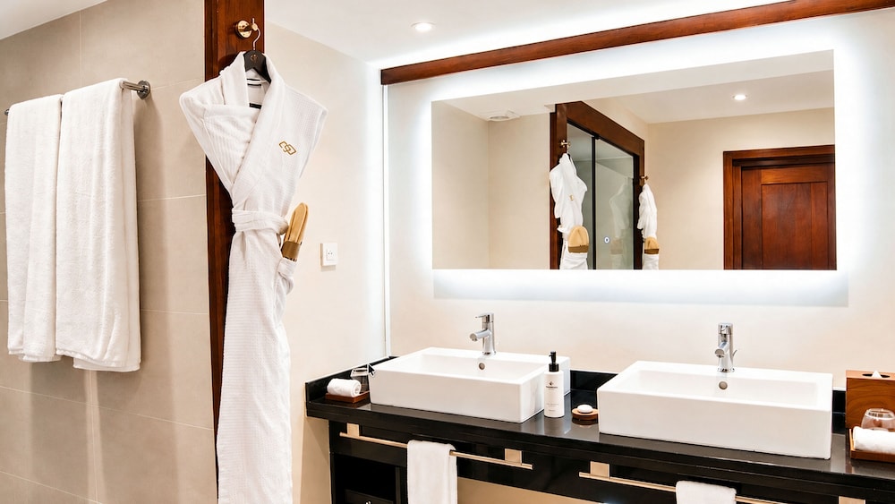 Sofitel Kia Ora Moorea Beach Resort 50/50